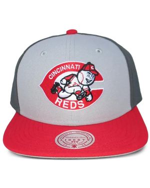 Mitchell & Ness Embroidered Hat