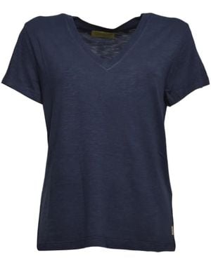 Momoní V-Neck T-Shirt - Blue