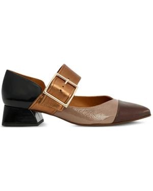 Chie Mihara Spitze Pumps Mit Schnallenverschluss - Weiß