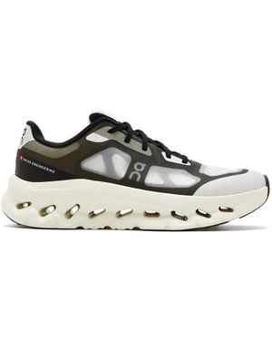 On Shoes Cloudtilt Remix Cutout Platform Sneakers - White