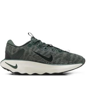 Nike Motiva Sneakers - Green