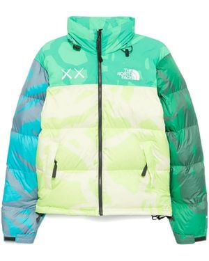 The North Face Chaqueta Nuptse 1996 de x KAWS - Verde