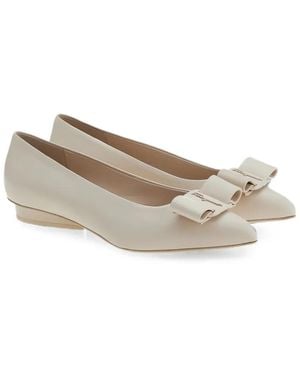Ferragamo Bailarinas Con Detalle De Lazo Vara - Blanco
