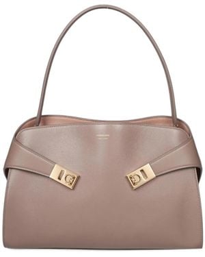 Ferragamo Hug Soft Shoulder Bag (M) - Pink