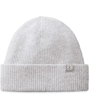 Calvin Klein Ribbed-Knit Logo-Patch Beanie Hat - White