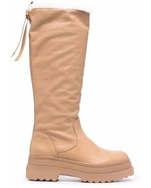 Red(V) Lye Knee-Length Boots - White