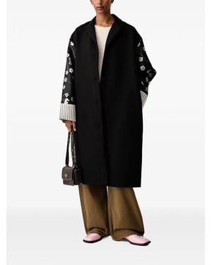 Stine Goya Abrigo Con Estampado Floral Y Puños A Rayas - Negro