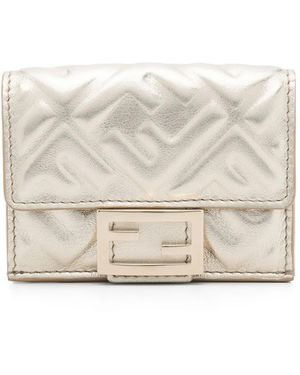 Fendi バゲット 財布 マイクロ - ナチュラル
