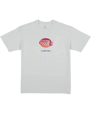 Nike Graphic T-Shirt - White