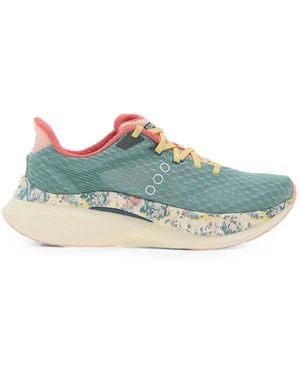 Saucony Endorphin Speed 5 Floral-Print Trainers - Blue
