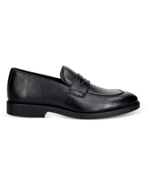 Guess Logo-Debossed Penny Loafers - Black