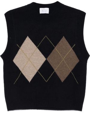 Be You Diamond-Pattern Sleeveless Sweater - Black