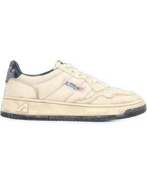 Autry Medalist Logo-Patch Low-Top Trainers - White