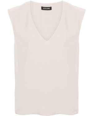 Styland Sleeveless Crepe Blouse - Natural