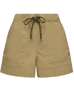 Moncler Technical Froissé Shorts - Green