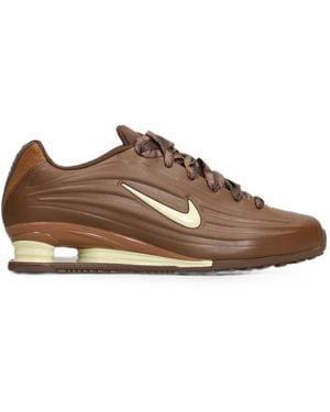 Nike Shox R4 Trainers - Brown