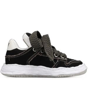 Maison Mihara Yasuhiro Zapatillas Bajas Wayne Puffer Og De Lona Con Cordones Con Motivo - Negro