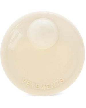 Vetements Brosche Mit Logo-Prägung - Blau