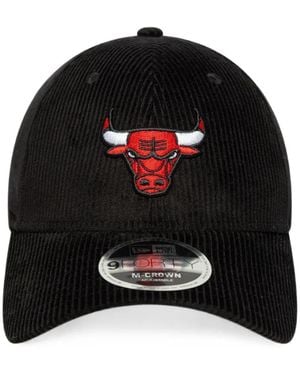KTZ 9Forty Chicago Bulls Corduroy Baseball Cap - Black