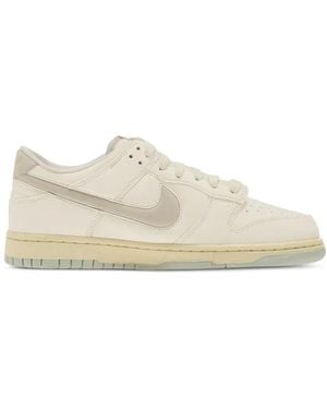 Nike Dunk Low Retro Premium Sneakers - White