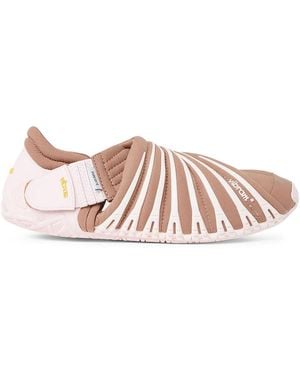 Suicoke Logo-Tag Trainers - Pink