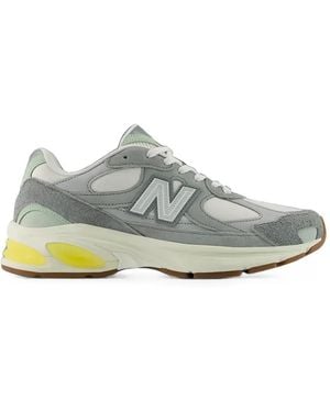 New Balance Abzorb 2010 V1 Sneakers - White
