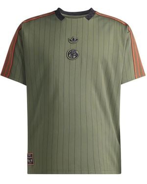 adidas Originals X Fc Bayern 'terrace Icons' Tシャツ - グリーン