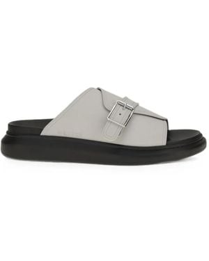 McQueen Buckle-Fastening Leather Sandals - White