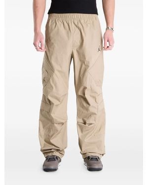 Nike Cargo-Pocket Pants - Natural