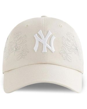 Kith X Lisa & '47 New York Yankees Cap - White