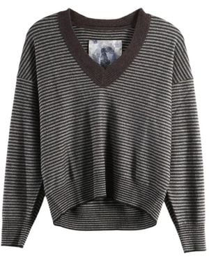 Ziggy Chen Horizontal-Stripe V-Neck Jumper - Grey