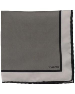 Tom Ford Carré De Poche À Logo Imprimé - Gray