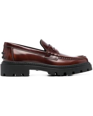 Tod's スパイクスタッズ ローファー - ブラウン