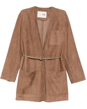 Manzoni 24 Suède Jack Met Opgestikte Zak En Ceintuur - Bruin