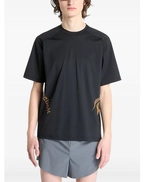 Reebok Run Tシャツ - ブラック