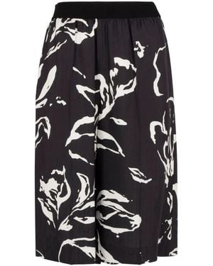 Agnona Shorts mit Blumen-Print - Schwarz