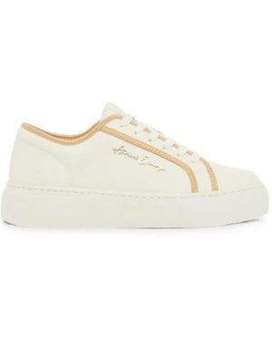 ARMANI EXCHANGE Logo-Plaque Lace-Up Trainers - Natural