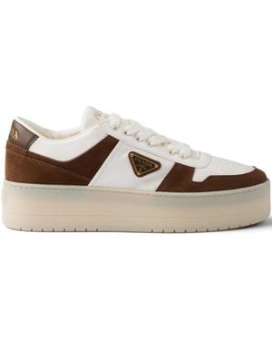 Prada Downtown Bold Plateau-Sneakers mit Triangel-Logo - Braun
