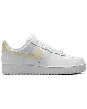 Nike Air Force 1 Low '07 Neakers - White
