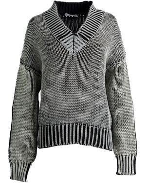 VAQUERA V-Neck Ribbed Jumper - Grey