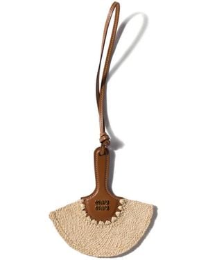 Miu Miu Schlüsselanhänger aus Raffiabast und Leder - Weiß