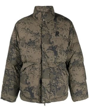 Represent Logo-Embroidered Camouflage Puffer Jacket - Green