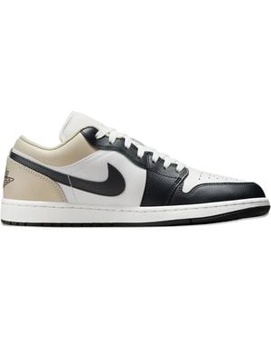 Nike Air Jordan 1 Logo-Print Trainers - White