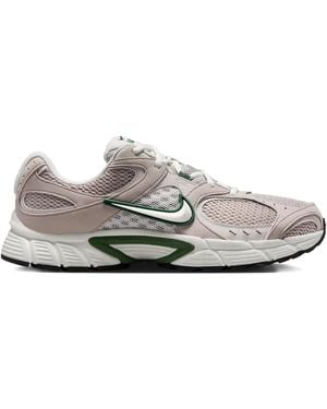Nike V5 Rnr Lace-Up Sneakers - White