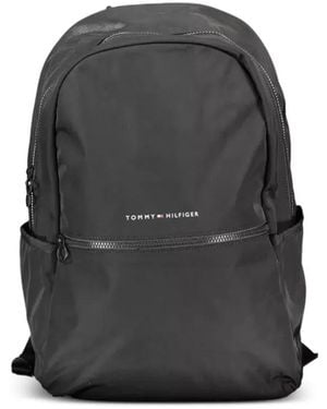 Tommy Hilfiger Logo-Detail Backpack - Black