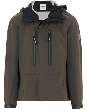 and wander 2.5L Hiker Rain Jacket - Black