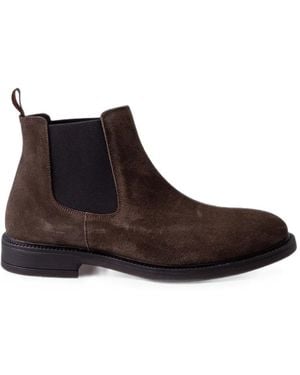 Calce Suede Chelsea Boots - Brown