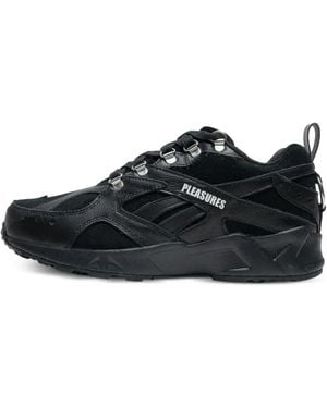 Reebok Pleasures Aztrek Low-Top Sneakers - Black