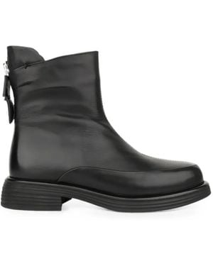 Linda Baumann Zip-Fastening Ankle Boots - Black