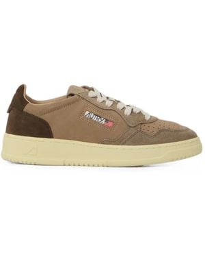 Autry Medalist Low-Top Sneakers - Brown